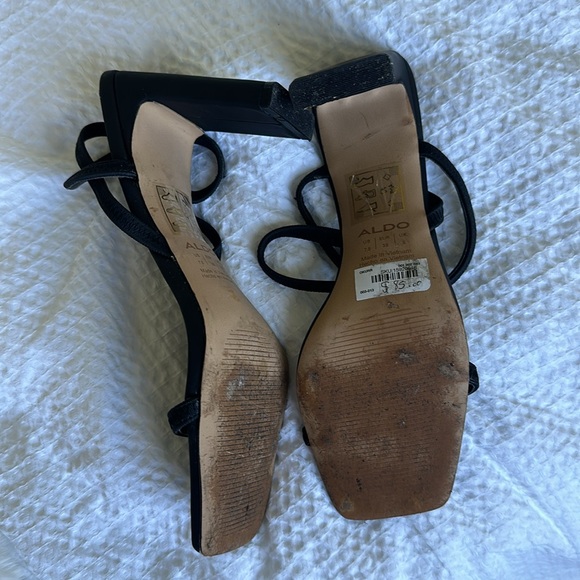 Aldo Black Strappy 4” Heels Size 7.5 - Picture 4 of 4